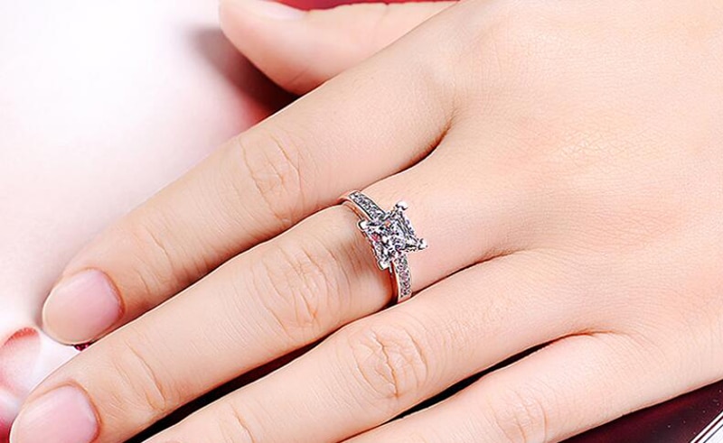 Free Get Earrings CZ Zircon Engagement Ring Fine Jewelry White Gold Color Tibetan Silver Ring Wedding Band for Women